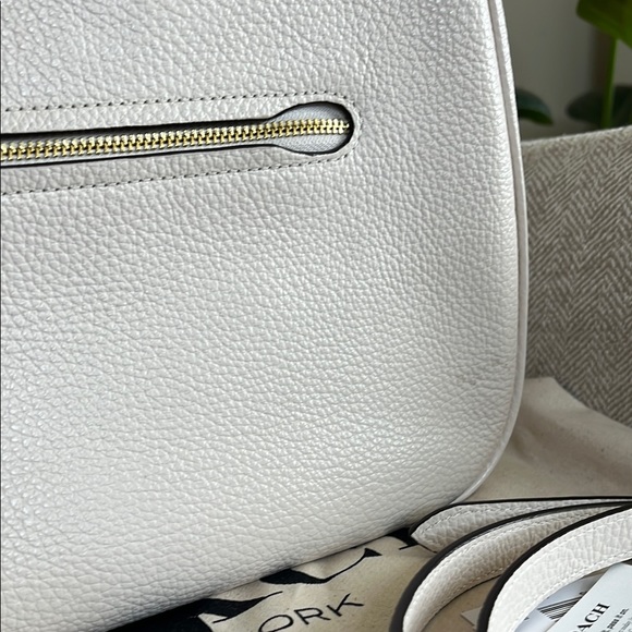 Coach Teri Hobo- White Leather Bag - Picture 13 of 13